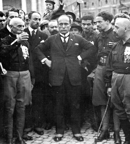 Mussolini [w'ped}